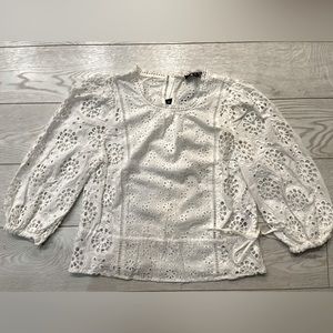 Banana Republic white doily dress shirt